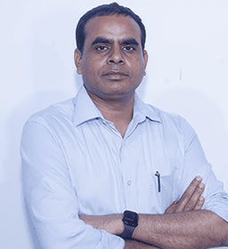Dr. Girjesh Kain